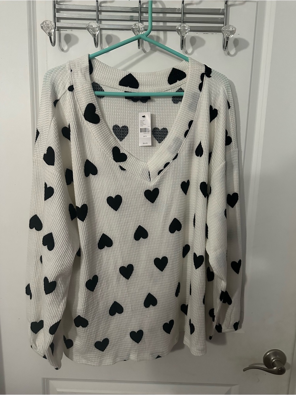 Lane Bryant Cream Waffle Knit V-Neck Sweater with Black Heart Print